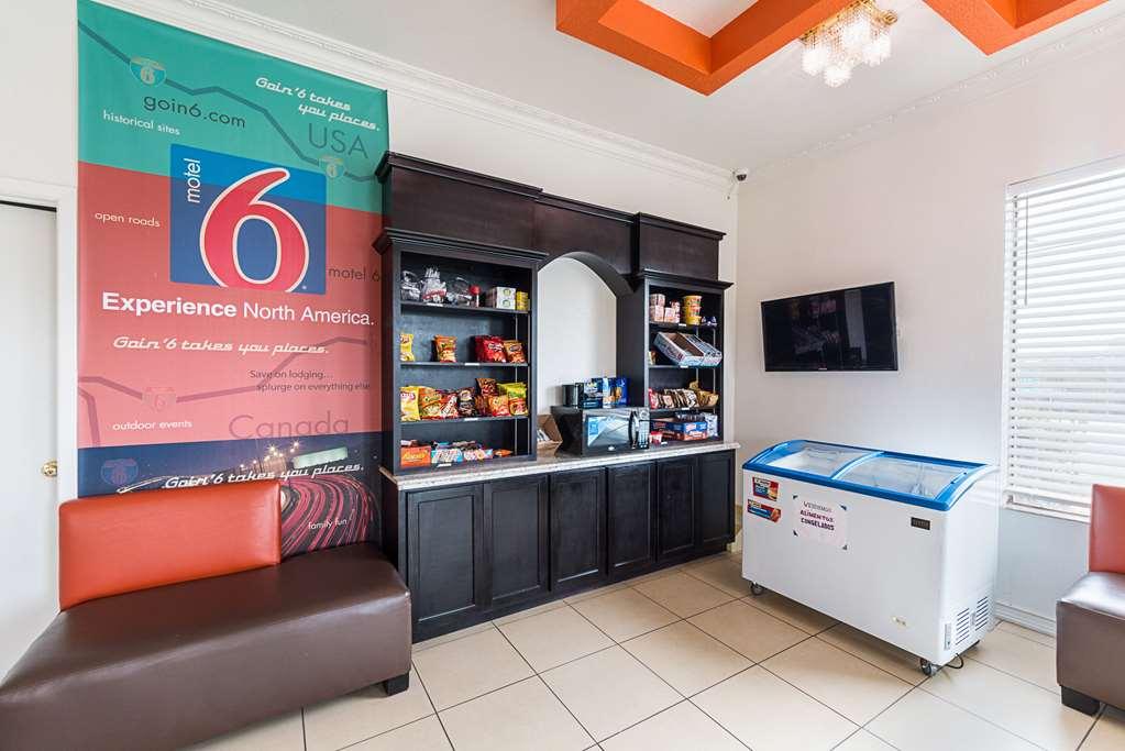 Motel 6-San Antonio, Tx - Fiesta Trails Konforlar fotoğraf