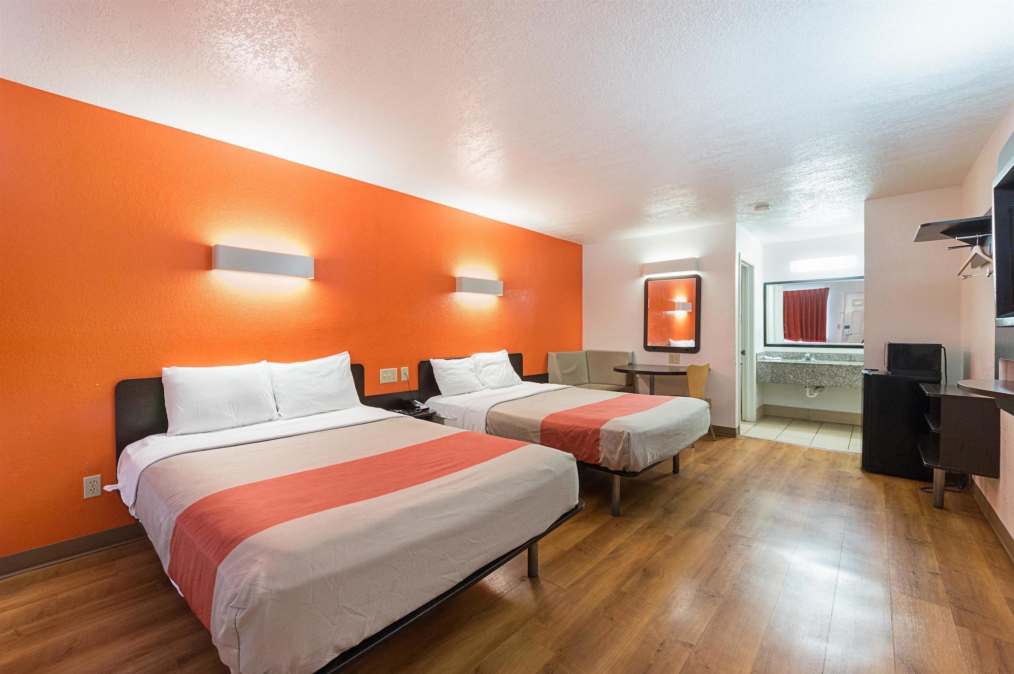 Motel 6-San Antonio, Tx - Fiesta Trails Dış mekan fotoğraf